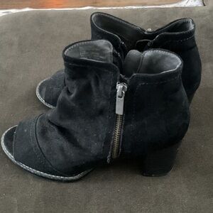 White Mountain Black Ankle Booties